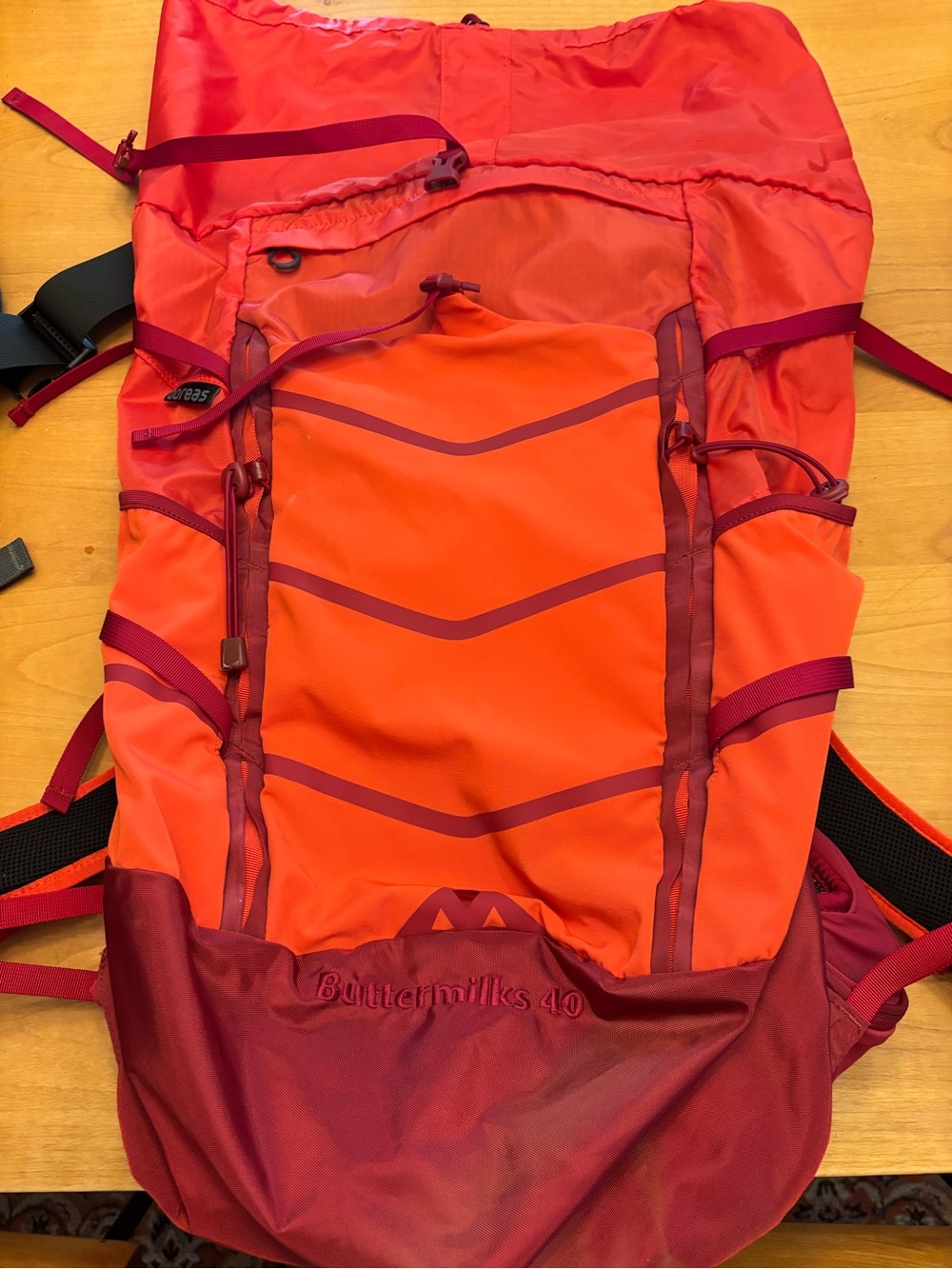 Buttermilks 40 Red/Maroon Hiking Backpack